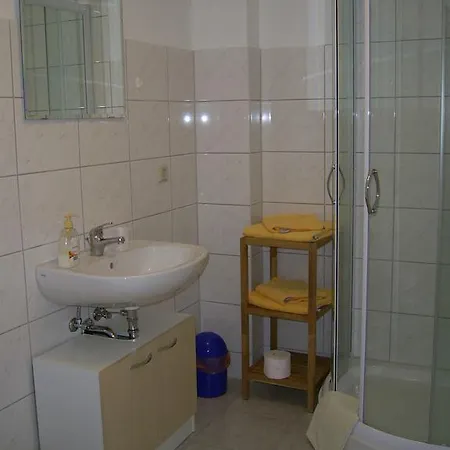 Goldener Anker, Verschiedene Gemuetliche Rheinsberg