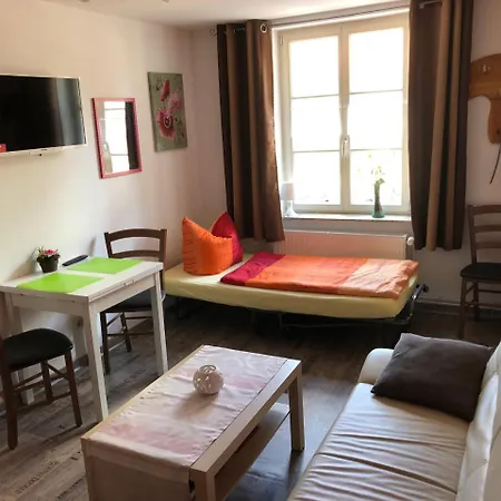 Goldener Anker, Verschiedene Gemütliche Apartment