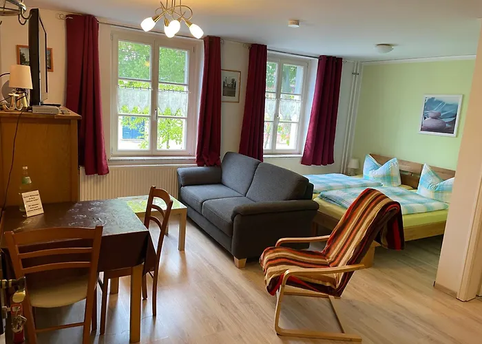 Goldener Anker, Verschiedene Gemuetliche ラインスベルク