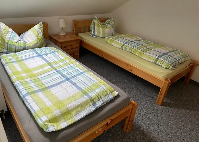 Goldener Anker, Verschiedene Gemuetliche アパート *