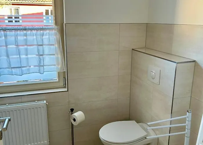 Goldener Anker, Verschiedene Gemuetliche דירה ריינסברג