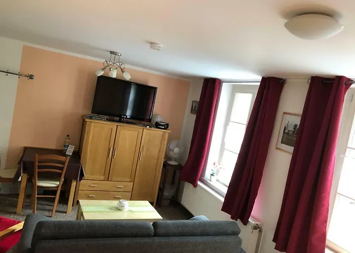 Goldener Anker, Verschiedene Gemuetliche * ריינסברג